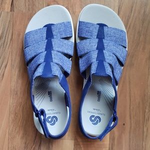 Clark's White/Blue Sandals- Cloudsteppers
